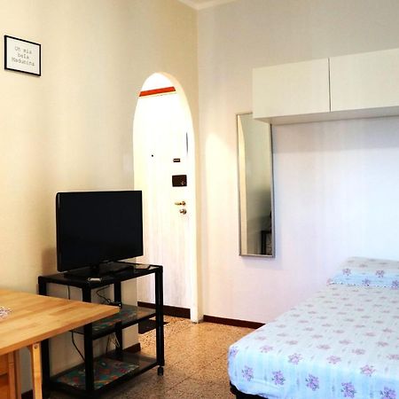 * La Casa Di Arti * 25 Min Dal Duomo Apartment Milan Luaran gambar
